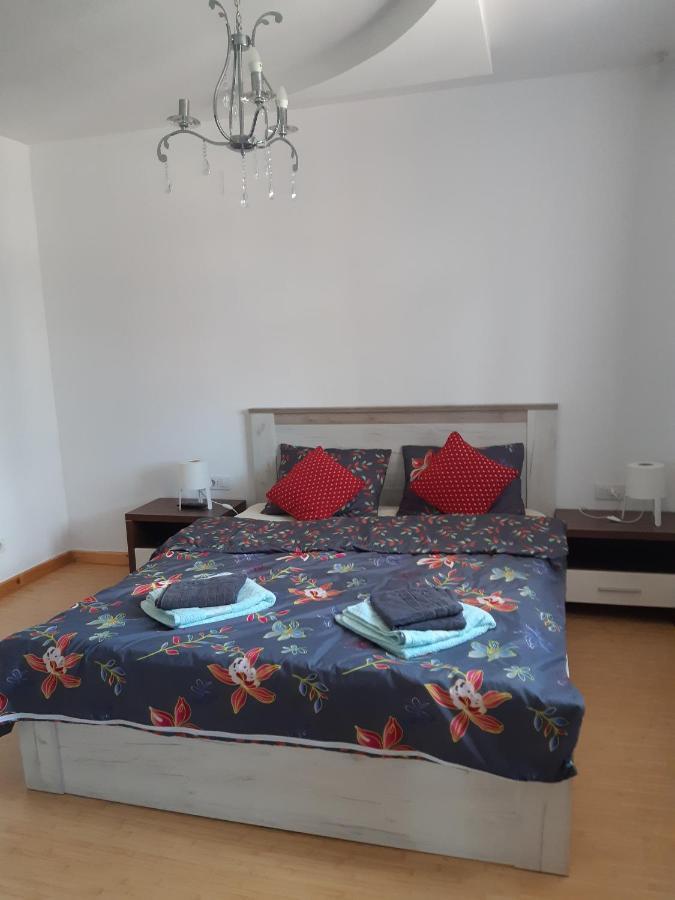 Anuta Hotel Breaza  Ngoại thất bức ảnh