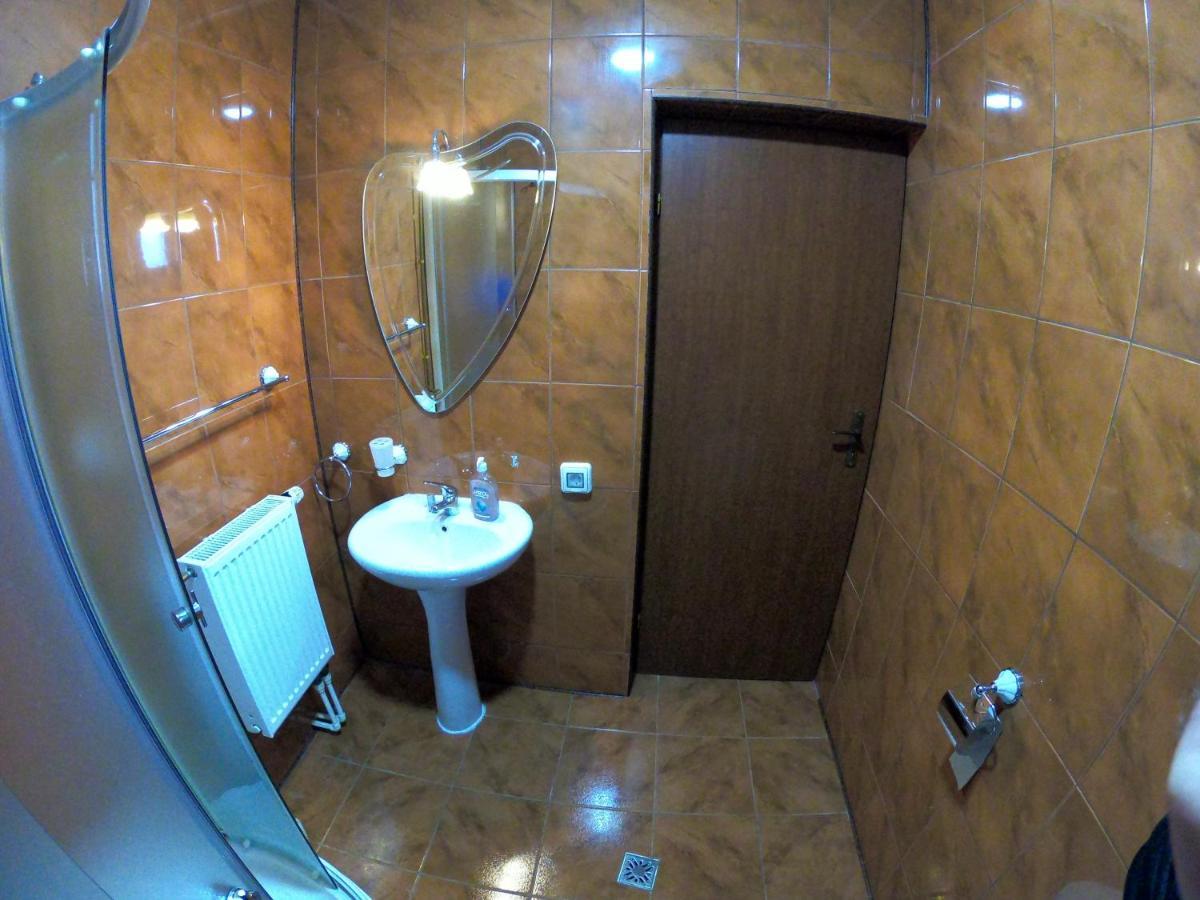 Anuta Hotel Breaza  Ngoại thất bức ảnh